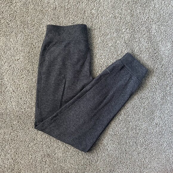 lululemon ready to rulu joggers 🤍 8 - Picture 1 of 8